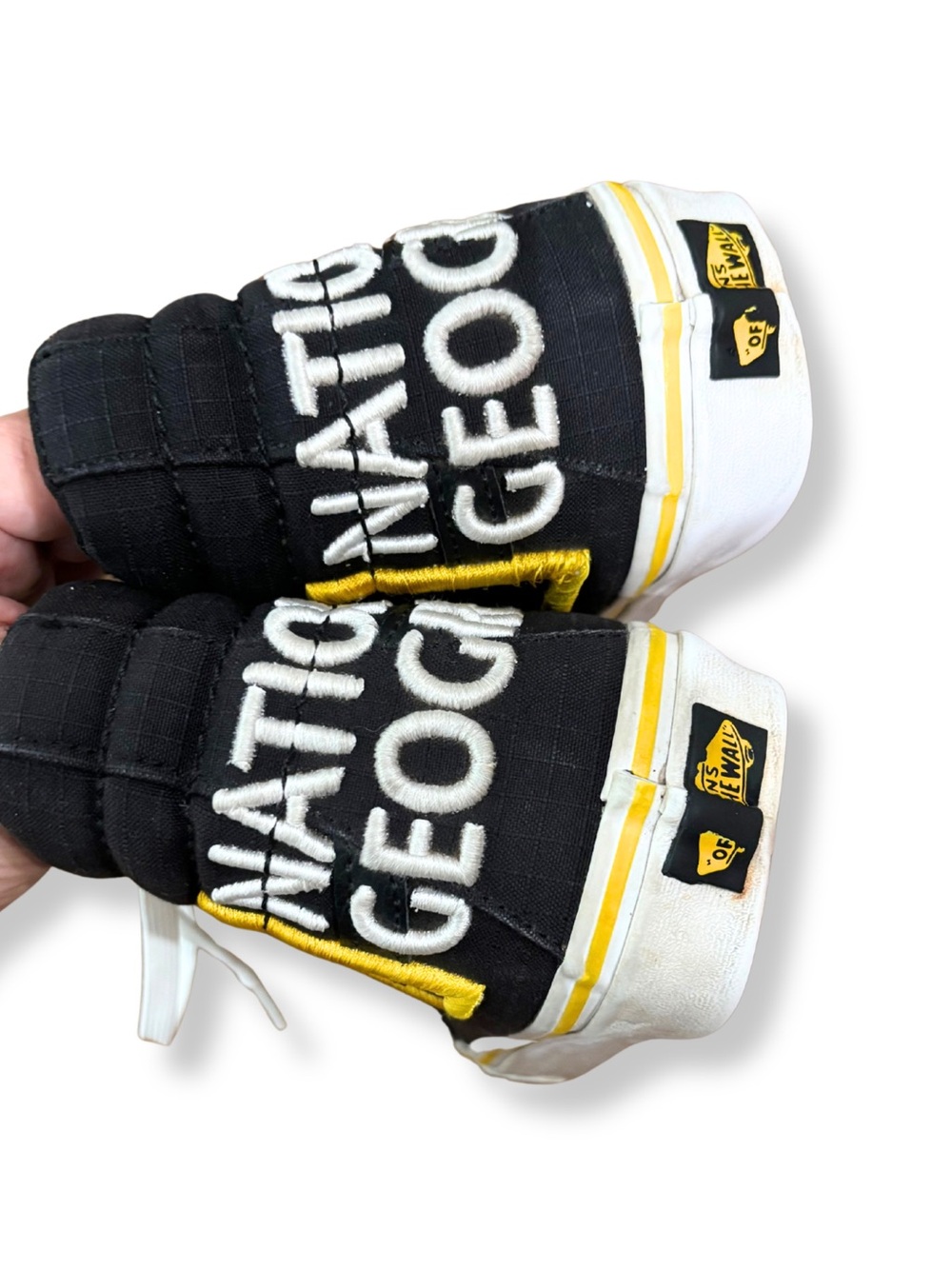Vans x National Geographic Sk8-Hi Black Yellow Embroidered Sneakers Size 7 - Picture 10 of 13